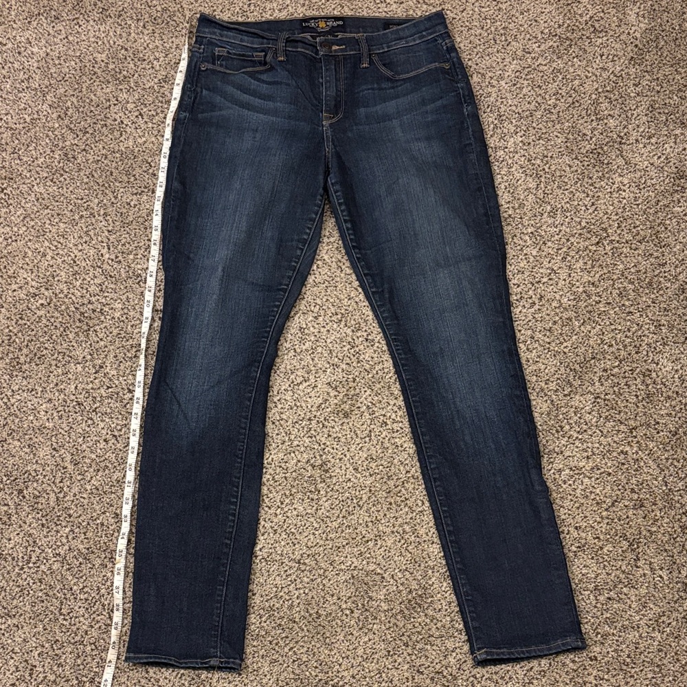 Women's Lucky Brand “Sofia Skinny” skinny Blue Jeans- size 12/31
